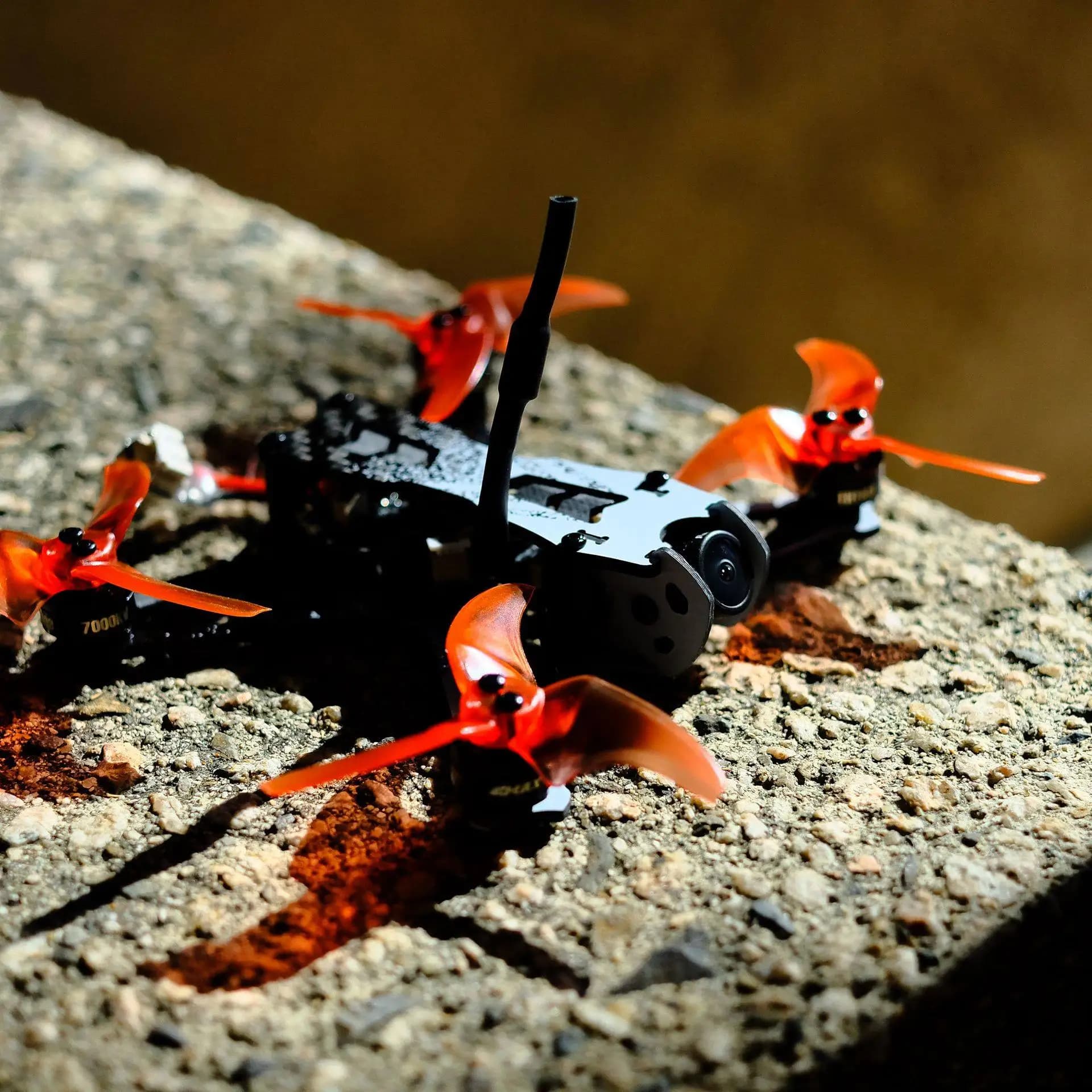 Emax Tinyhawk II 2 Freestyle RTF FPV Racing Drone Kit RunCam Nano2 37CH 25/100/200mW VTX 2S-FrSky Quadcopter With Goggle 3