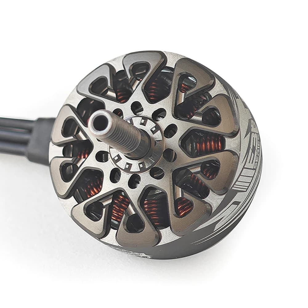 EMAX ECOIII 2207 1700KV/ 1900KV/ 2400KV 3-6S Brushless Motor Compatible 5-5.5inch Propellers for 5inch RC FPV Racing Drone 5